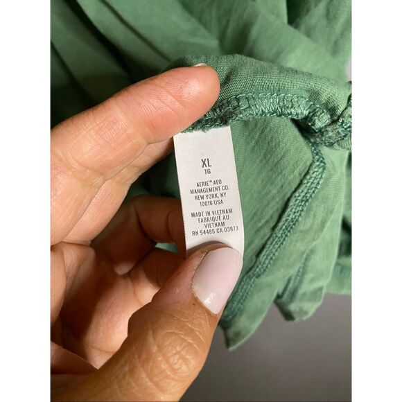 Aerie Green Crewneck NewYork Cabin Rentals Company Lake Long Sleeve XL NWOT - Picture 6 of 7